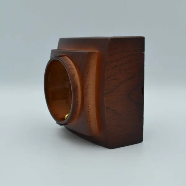 Розетка Nilson Themis горіх 1-на з заземленням ( 26271017 ) - фото №2