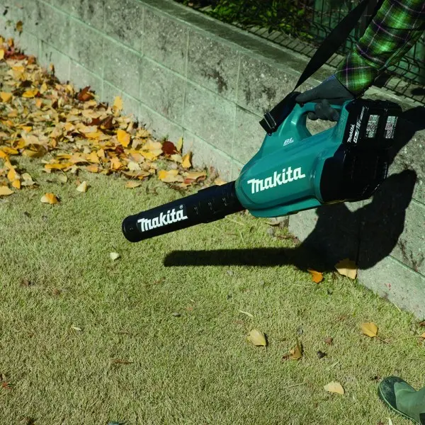 Аккумуляторная воздуходувка Makita DUB362Z - фото №5 Аккумуляторная воздуходувка Makita DUB362Z - фото №5