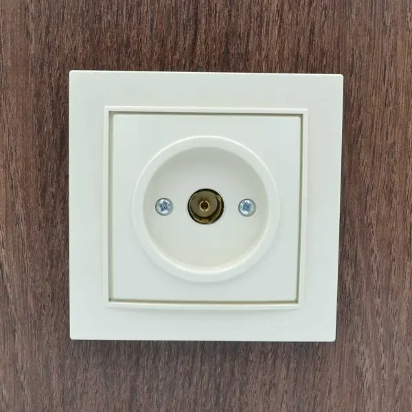 Розетка Nilson Thor кремовая TV проходная ( 27121028 ) - фото №4