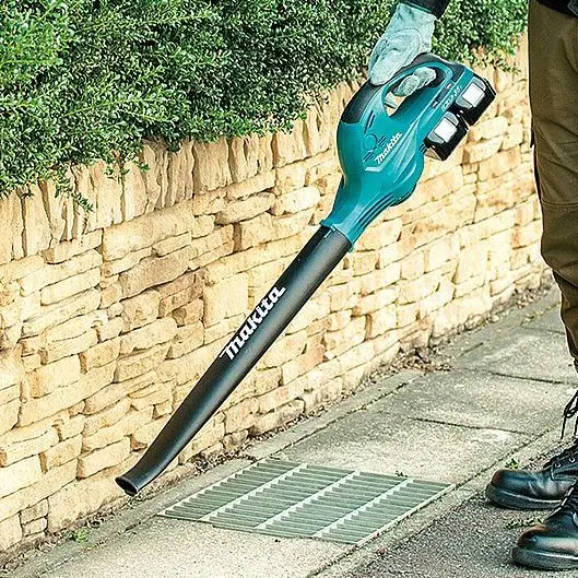 Садова повітродувка Makita DUB361Z - фото №3 Садова повітродувка Makita DUB361Z - фото №3