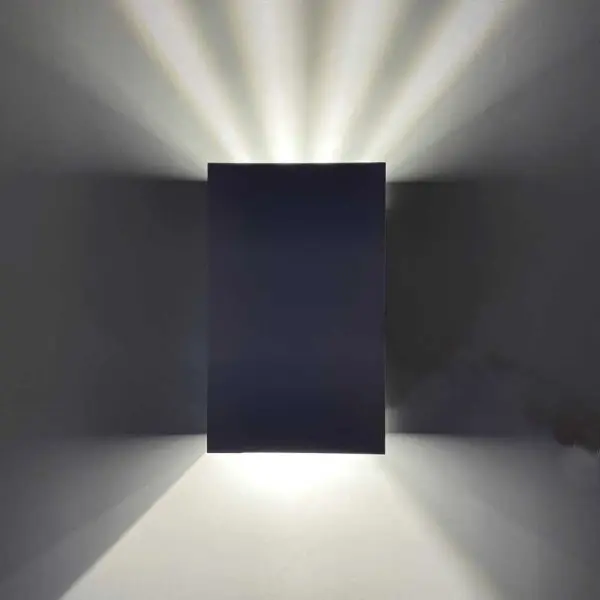 Светильник фасадный Violux JOKER 10W 3000-6500K 750Lm IP65 черный ( 500600 ) - фото №2