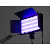 Студійний RGB прожектор чорний пульт 15Вт шторки