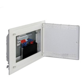 Мультимедійний щит 2-рядний Hager Golf внутрішній