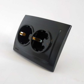 Розетка Nilson Touran чорна 2-на з заземленням ( 24221025 )