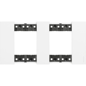 Рамка немецкого стандарта на 2 поста (2+2 модуля) Bticino Living Now KA4802M2KW белая