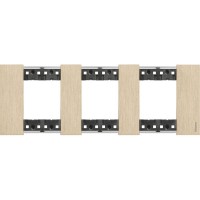 Рамка немецкого стандарта на 3 поста (2+2+2 модуля) Bticino Living Now KA4802M3ZW золото