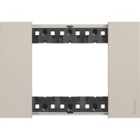 Рамка на 3 модулі Bticino Living Now KA4803KM (італійський стандарт) пісочна