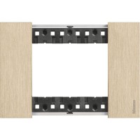 Рамка на 3 модулі Bticino Living Now KA4803ZW (італійський стандарт) золото