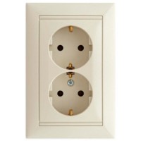 Розетка двойная (монтаж в 1 коробку) Valena слоновая кость