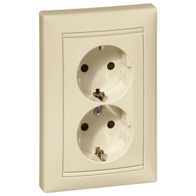 Розетки двойная со шторками (монтаж в 1 коробку) Valena слоновая кость