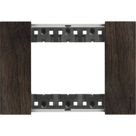 Рамка на 3 модуля Bticino Living Now KA4803LG (итальянский стандарт) орех
