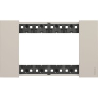 Рамка на 4 модулі Bticino Living Now KA4804KM (італійський стандарт) пісочна