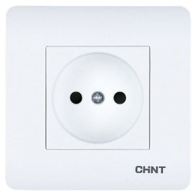Розетка Chint NEW3 белая (715391)