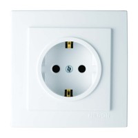 Розетка Nilson Touran біла 1-на з заземленням ( 24111017 )