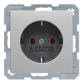 Розетка с з/к алюминий Berker Q.х