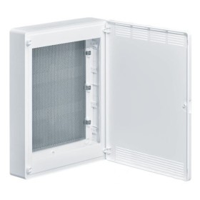 Мультимедійний щит 3-рядний Hager Golf