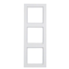 Рамка 3-местная полярная белизна Berker Q.3