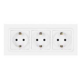 Розетка Nilson Unique біла 3-на з заземленням ( 28111060 )