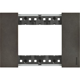 Рамка на 3 модуля Bticino Living Now KA4803NG (итальянский стандарт) космоc