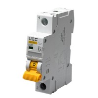 Автоматический выключатель UEC SB-M8 1P 32A C 4,5кA (MCB45-1-032-C)