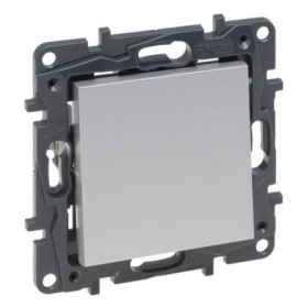 Выключатель одноклавишный кнопочный Legrand Niloe Step 6А зажимной механизм алюминий (863309)