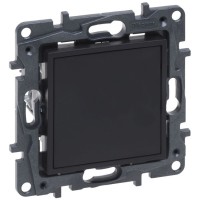 Заглушка Legrand Niloe Step черный (863500)