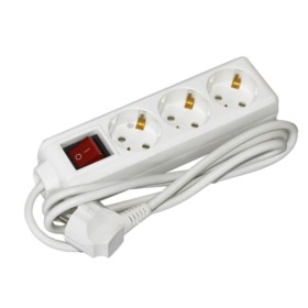 Подовжувач UEC STANDART П03В 3 місця 2Р+PЕ/1,5 метри 3х1мм2 16А/250 з вимикачем