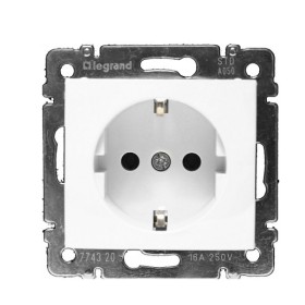 Механизм розетки с з/к Valena белый