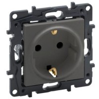 Розетка Legrand Niloe Step 16А 250В зі шторками та заземленням затискний механізм сталь (863420)