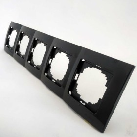 Рамка Nilson Touran чорна 5-на ( 24220095 )