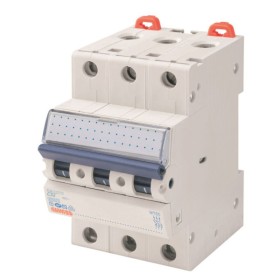 Автоматический выключатель GEWISS 3P C 32А 6кА (GW92070)
