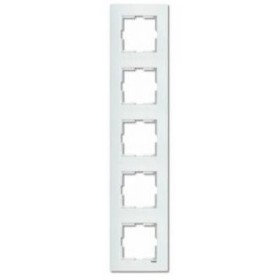 П'ятимісна рамка вертикальна VIKO Karre біла