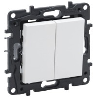 Двоклавішний прохідний вимикач Legrand Niloe Step 10А затискний механізм білий (863108)