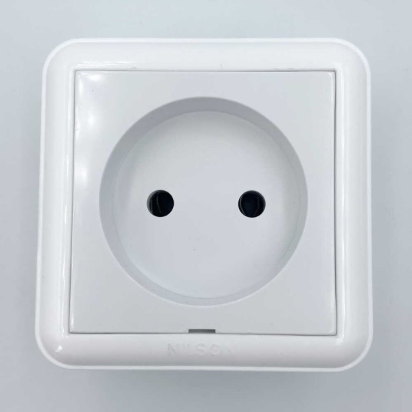 Розетка Nilson Unique біла 1-на без заземлення ( 28111015 ) - фото №1
