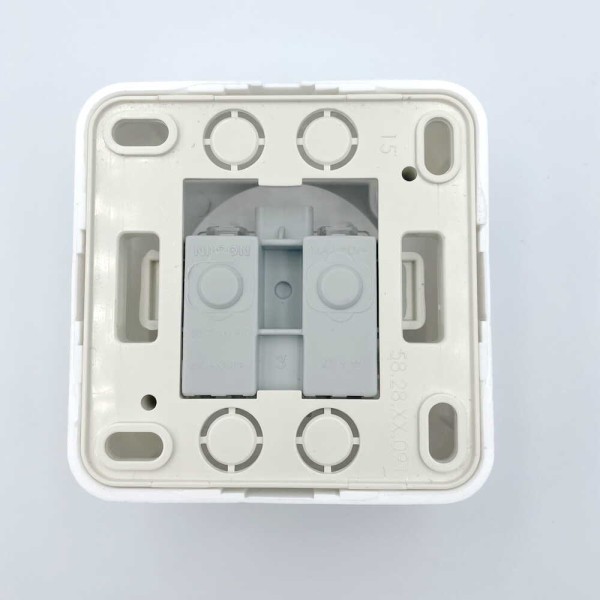 Розетка Nilson Unique біла 1-на без заземлення ( 28111015 ) - фото №3