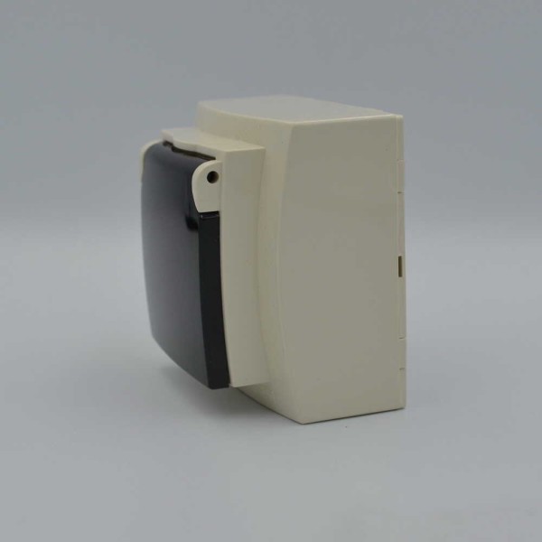 Розетка Nilson Themis кремова 1-на з заземленням з кришкою ( 26121018 ) - фото №2