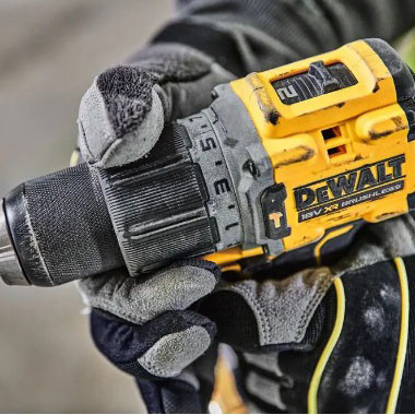 Ударная дрель-шуруповерт бесщеточная DeWALT DCD805E2T XR Li-Ion 18В 1,7Ач 90Нм патрон 13мм - фото №3