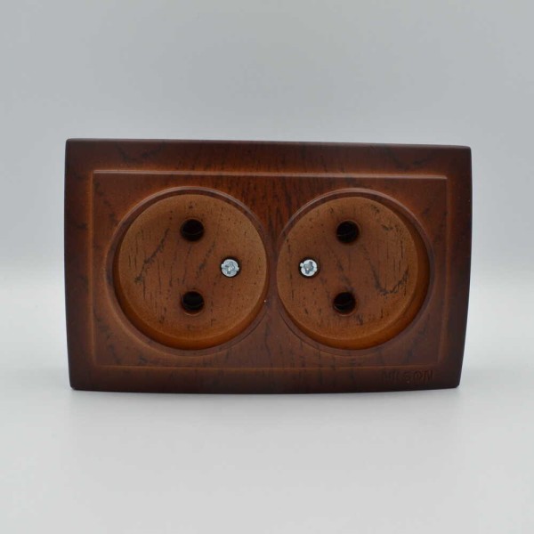 Розетка Nilson Themis горіх 2-на без заземлення ( 26271024 ) - фото №1