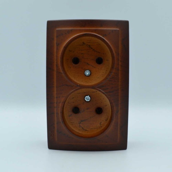 Розетка Nilson Themis горіх 2-на без заземлення ( 26271024 ) - фото №3