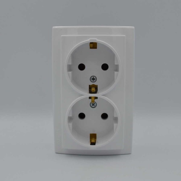 Розетка Nilson Themis біла 2-на з заземленням ( 26111025 ) - фото №3