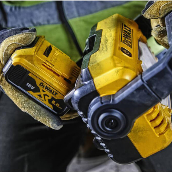 Акумуляторний світлодіодний ліхтар DeWALT DCL077 XR Li-Ion 10,8/12/18 В 500/1000/2000лм - фото №6