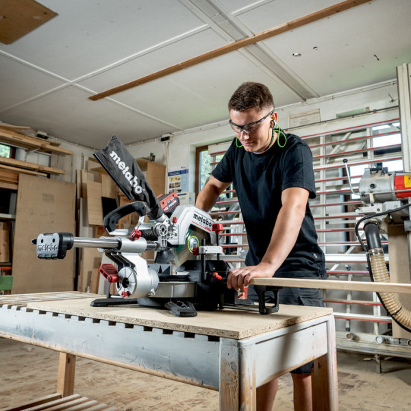 Торцювальна мережева пила DeWALT DWS774 1400 Вт 4500 об/хв - фото №3