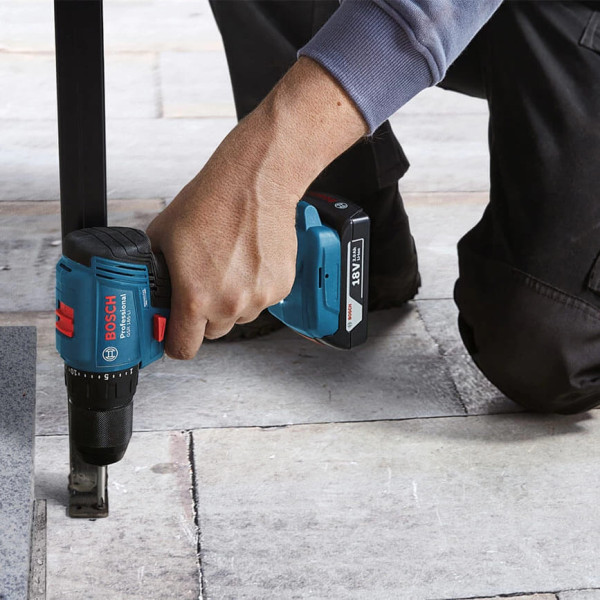 Дрель-шуруповерт Bosch GSR Li-Ion 18В (06019K3000) - фото №2