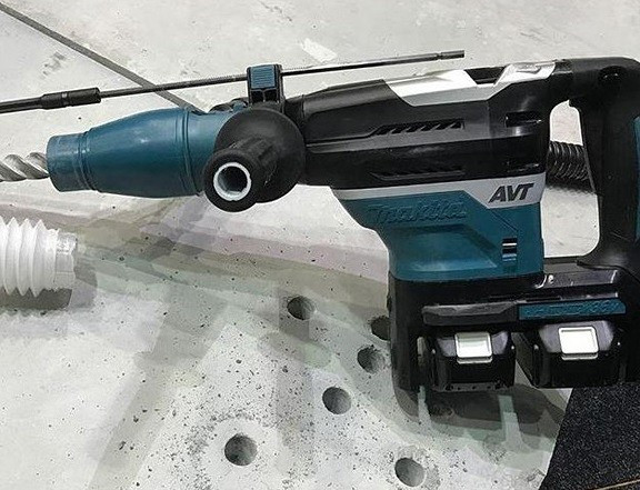 Акумуляторний перфоратор Makita DHR400ZK 18В+18В - фото №1