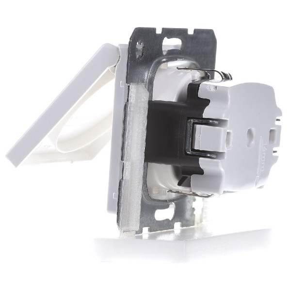 Розетка с з/к, крышкой и шторками полярная белизна Berker Q.х - фото №3