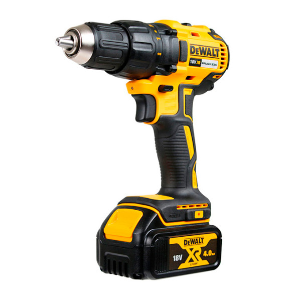 Бесщеточный шуруповерт DeWALT DCD777M2T 18В
