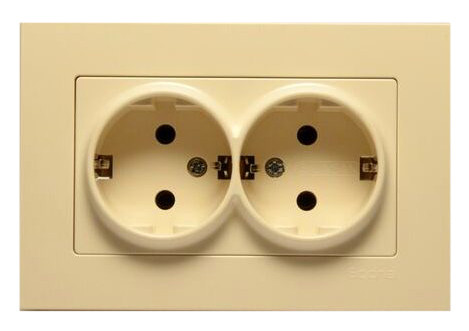 Розетка с з/к двойная Gunsan Eqona крем