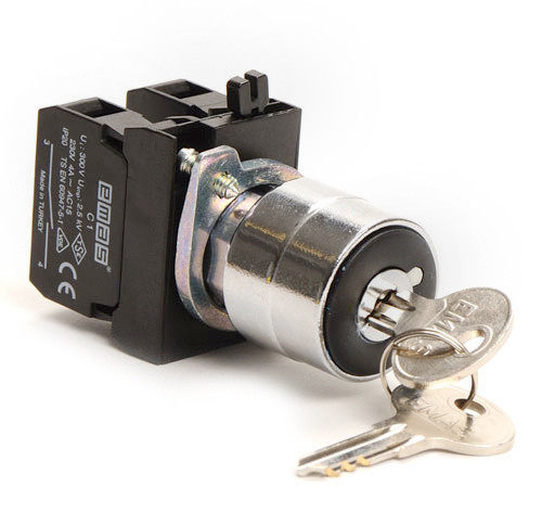 Кнопка EMAS CM102AA30 (CM102A31) с ключом вынимающимся в положении 0 (1НО+1НЗ) IP65