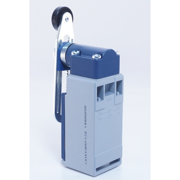 Кінцевий вимикач EMAS L51K13MEP122 з металевою консоллю, пластмасовим роликом d=18мм на короткому важелі, що регулюється. - фото №5