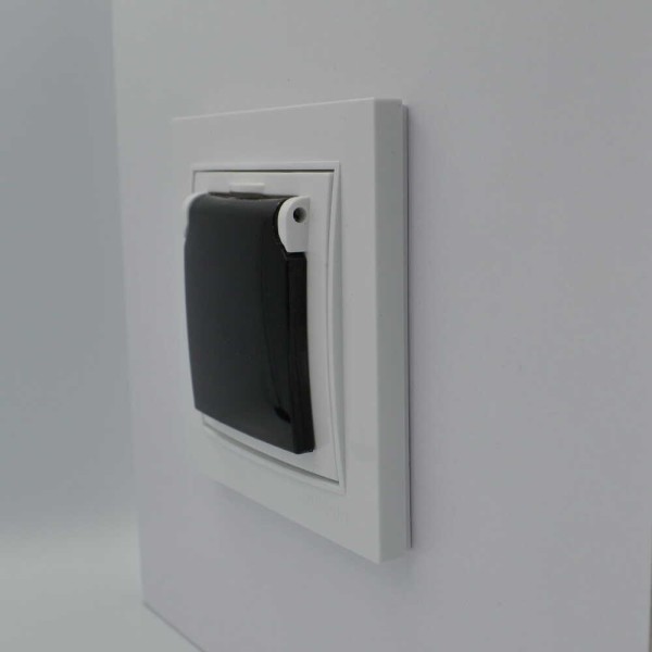 Розетка Nilson Thor біла 1-на з заземленням з кришкою ( 27111018 ) - фото №2